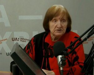 Пенсіонерка вивчила українську і написала радіодиктант без помилок
