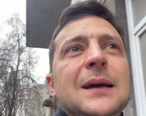 &quot;Очистка продолжается&quot; - Зеленский начал ходить по улице и снимать еженедельные видео для украинцев