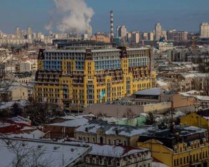 Будинок-"монстр" на Подолі може впасти у метро