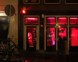 Влада Амстердаму хоче позбутись &quot;Кварталу червоних ліхтарів&quot;