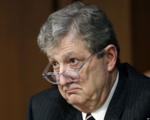 Сенатор США забрал свои слова о причастности Украины к кибератакам на выборах