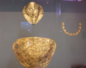 Знайшли поховальну маску царя, що спалив Трою