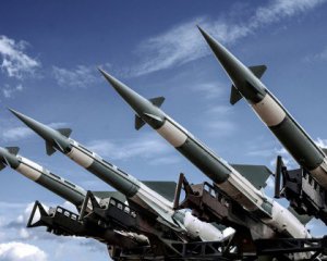Макрон відмовив Путіну щодо ракет НАТО