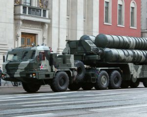 Сербия не будет покупать оружие в России