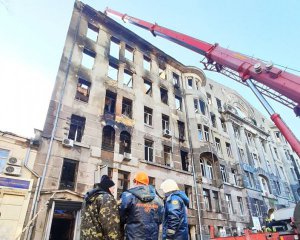 Смертельна пожежа в Одесі: рятувальники дістають тіла загиблих (оновлюється)