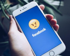 Facebook присудили рекордный штраф