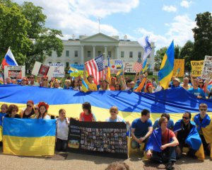 Українська діаспора може істотно вплинути на результат виборів президента США