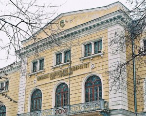 В Одессе неизвестные захватили медицинский университет