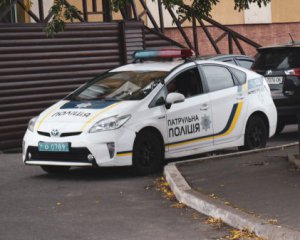 "Люблю тебе, мамо" – чоловіка із передсмертною запискою знайшли мертвим під будинком