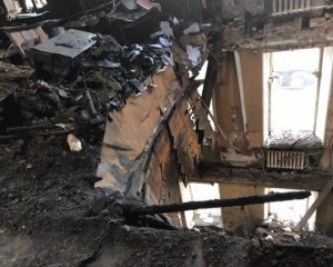 Здание сгоревшего колледжа в Одессе может рухнуть