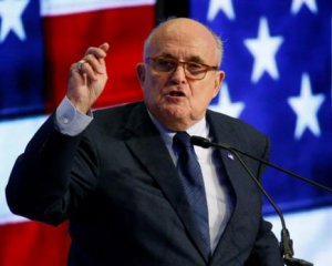 "Шокін був двічі отруєний": юрист Трампа показав інформацію про поїздку в Україну