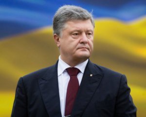 Порошенко признан популярнее Тимошенко, Вакарчука и Разумкова