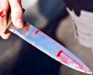 Чоловікові перерізали горло в лікарняній палаті