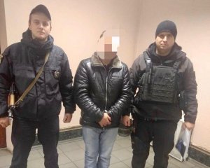 Мужчина жестоко убил своего 4-летнего сына