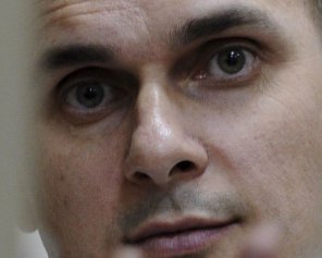 Олег Сенцов привітав українців із Новим роком та Днем народження Бандери