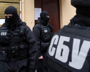 Викрили співробітників СБУ та Нацполіції, які шпигували для іноземних дипмісій