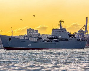В Криму з&#039;явився російський корабель, який брав участь в операції у Сирії