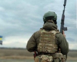 На Донбассе пострадало трое украинских военных