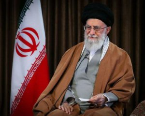Аятола Хаменеї змусив владу Ірану чесно повідомляти про слідство авіакатастрофи
