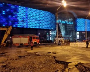 Комунальники розповіли, коли усунуть наслідки потопу біля Ocean Plaza