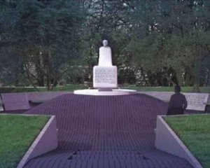 У Польщі встановлять пам'ятник українцю