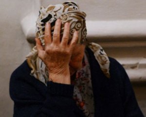 70-летнюю женщину изнасиловали 4 подростков