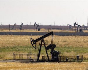 Военные США остановили русских солдат, которые направлялись к нефтяному месторождению в Сирии