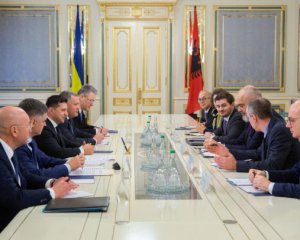 Зеленский напомнил председателю ОБСЕ о его обязанностях