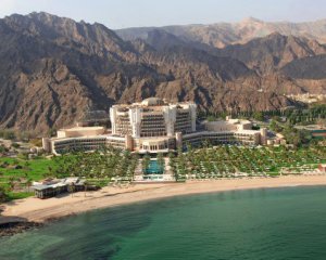 Журналисты побывали в Оманском отеле, где находился Зеленский