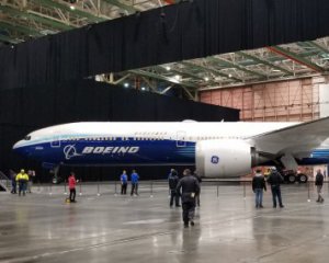 Boeing відклав перший політ 777X