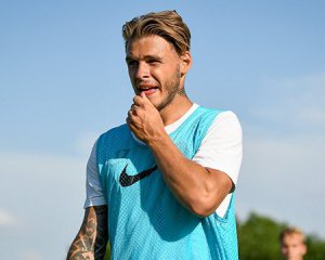 Леднєв підписав новий контракт із "Динамо"