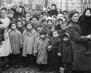 &quot;Шесть миллионов сердец&quot;: Украина почтит память жертв Холокоста