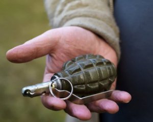 Чоловік підірвав себе гранатою