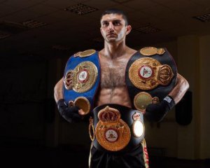 Украинский боксер Далакян готовится к защите чемпионского пояса