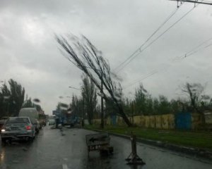 Негода знеструмила сотні населених пунктів