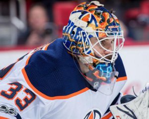 Уперше за 7 років у НХЛ побилися воротарі