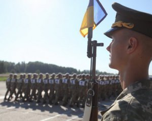 Рада отменила строевой устав ВСУ