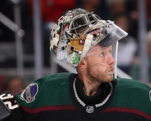 У НХЛ воротар здійснив фантастичний сейв