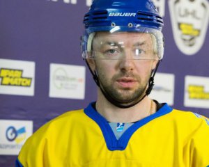 Збірна України з хокею розгромно поступилася Казахстану у кваліфікації до Олімпіади