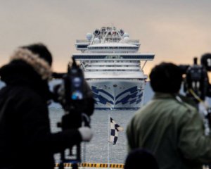 Коронавірус на лайнері з українцями: кількість хворих зросла
