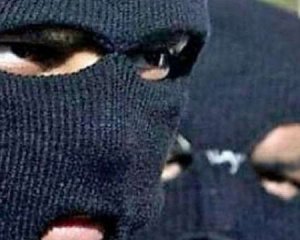 На директора м'ясофабрики напали грабіжники