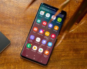 Samsung представить ще один гнучкий смартфон