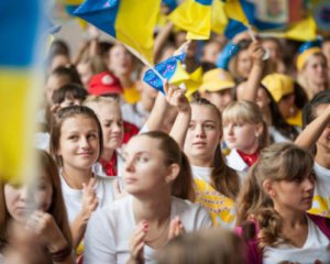 12% украинцев считают, что события в стране разиваются в правильном направлении - SOCIS