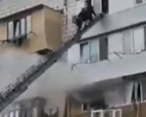 Взрыв в 5-этажке разрушил квартиру