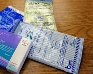 У країні дозволили продавати контрацептиви