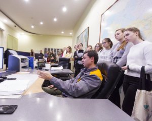 Киевские электросети и гидрометеорологический институт – STEM is FEM познакомил школьниц с энергетикой и экологией