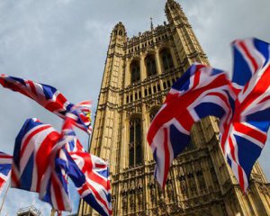Великобритания обновит паспорта граждан
