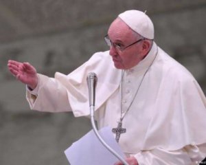 Оторваться от мобильного телефона и обратиться к Богу на &quot;ты&quot; Папа Франциск объяснил Пост в современном смысле