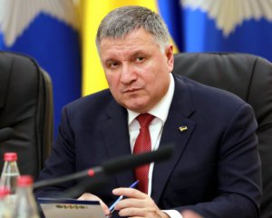 Аваков збереже посаду - у президентській фракції спрогнозували долю уряду