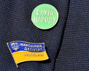 На засіданні "Слуги народу" очікують Зеленського та силовиків